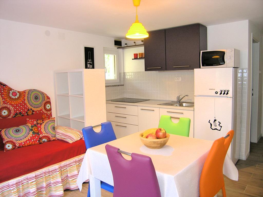 Apartments Ines Krk Town Extérieur photo