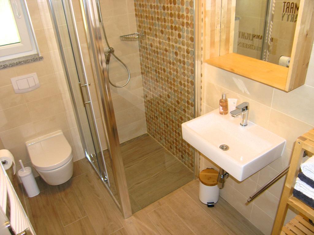 Apartments Ines Krk Town Extérieur photo